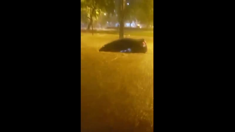 Chuva destrói a Zona Sul de BH como um