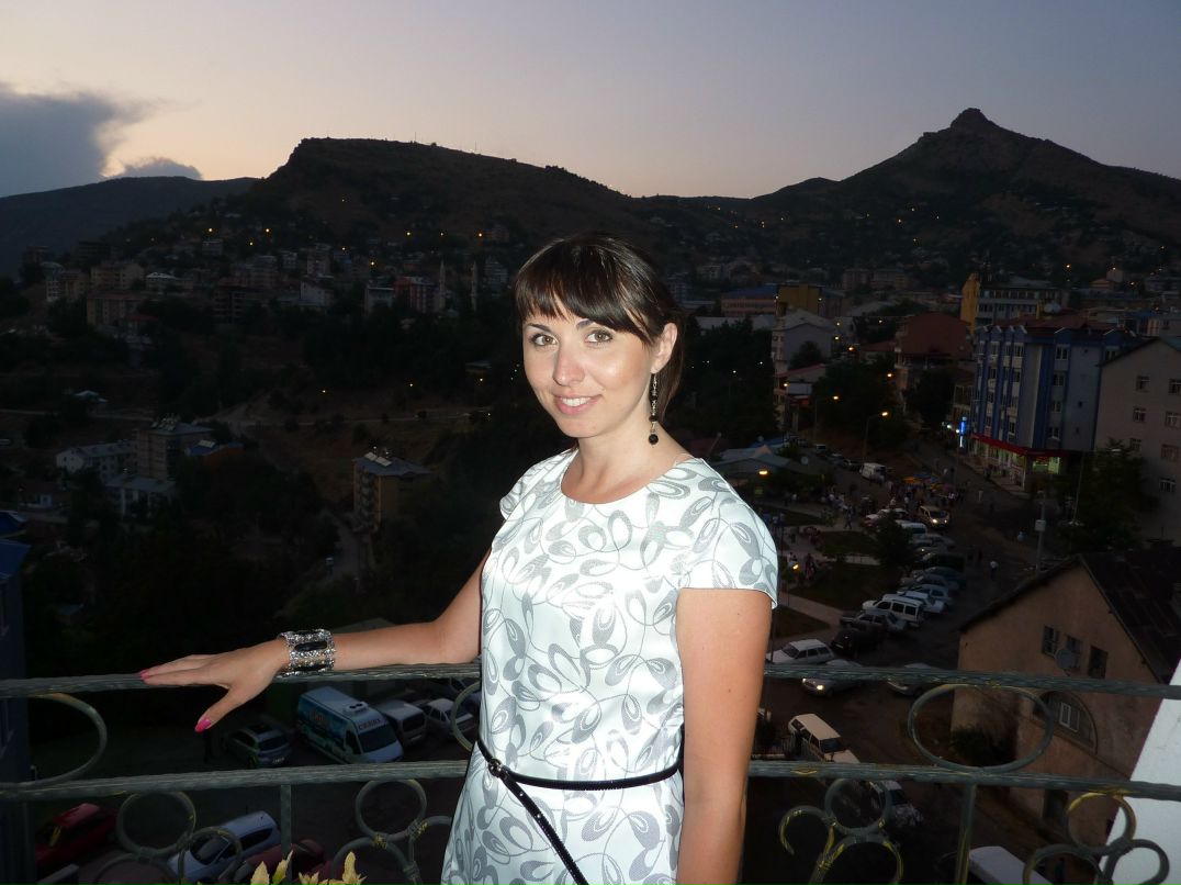 Надя Яворська | Toronto