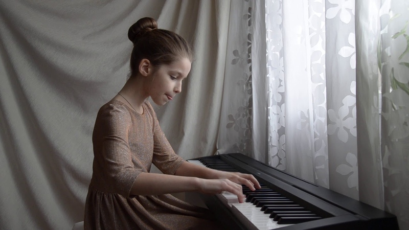 Б.Дварионас. На саночках с горки