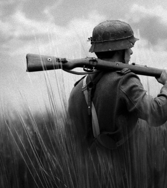 Red orchestra darkest hour europe 44- 45. Darkest hour: europe. Red orchestra darkest hour. Darkest hour: europe 44-'45 обложка. Darkest hour: europe 44-45 с ботами.