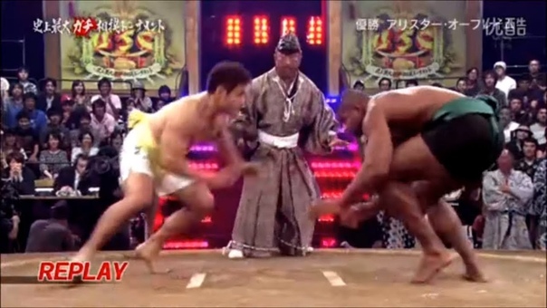 Alistair Overeem in sumo wrestling