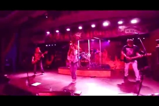 Hellineyes - From The Inside (Live)